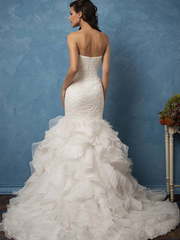 Свадебное платье Martina. Силуэт Рыбка. Цвет Белый / Молочный. Вид 2