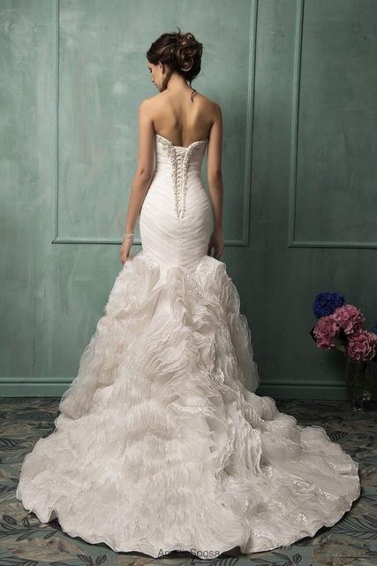 Свадебное платье Lorenza. Силуэт Рыбка. Цвет Айвори / Капучино. Вид 2