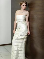 Свадебное платье Арт. 086. Силуэт Прямое. Цвет Айвори / Капучино. Вид 1