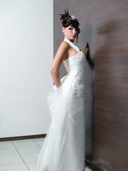 Свадебное платье Арт. 074. Силуэт Прямое. Цвет Айвори / Капучино. Вид 1