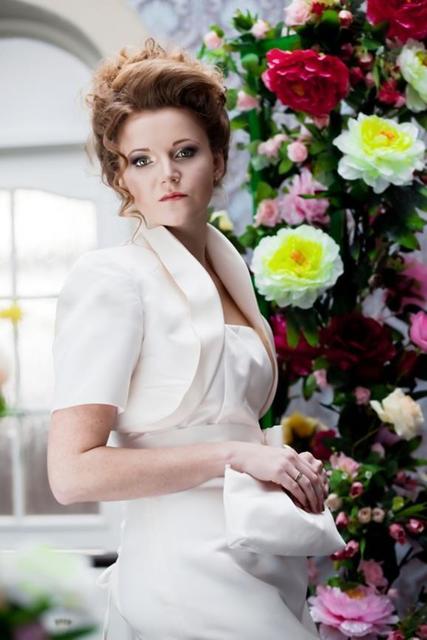 Свадебное платье Арт. 107. Силуэт Прямое. Цвет Айвори / Капучино, Белый / Молочный. Вид 2