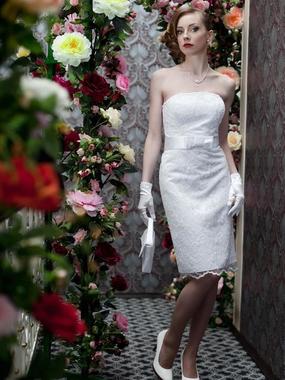 Свадебное платье Арт. 126. Силуэт Прямое. Цвет Белый / Молочный. Вид 1