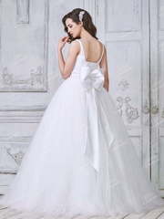 Свадебное платье NS013. Силуэт Пышное. Цвет Белый / Молочный. Вид 2