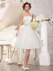 Свадебное платье ME016. Силуэт Пышное. Цвет Белый / Молочный. Вид 1