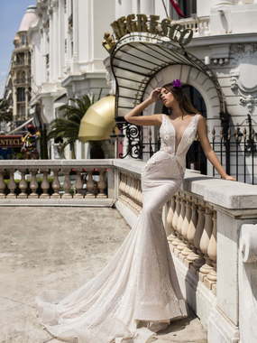 Свадебное платье Alisiya. Силуэт Рыбка. Цвет Айвори / Капучино. Вид 1