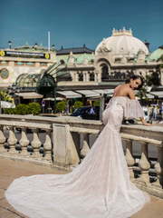 Свадебное платье Bonita. Силуэт Рыбка. Цвет Айвори / Капучино, Персик / Оранжевый. Вид 2