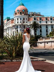 Свадебное платье Gracia. Силуэт Рыбка. Цвет Белый / Молочный. Вид 2