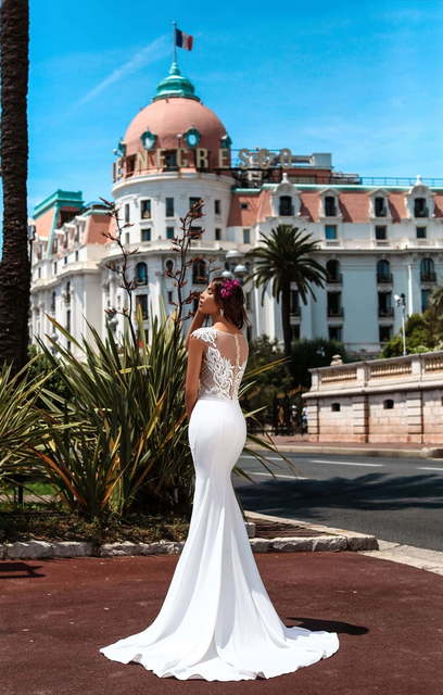 Свадебное платье Gracia. Силуэт Рыбка. Цвет Белый / Молочный. Вид 2