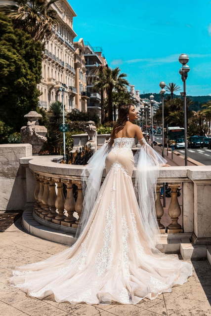 Свадебное платье Leticia. Силуэт Рыбка. Цвет Айвори / Капучино. Вид 2