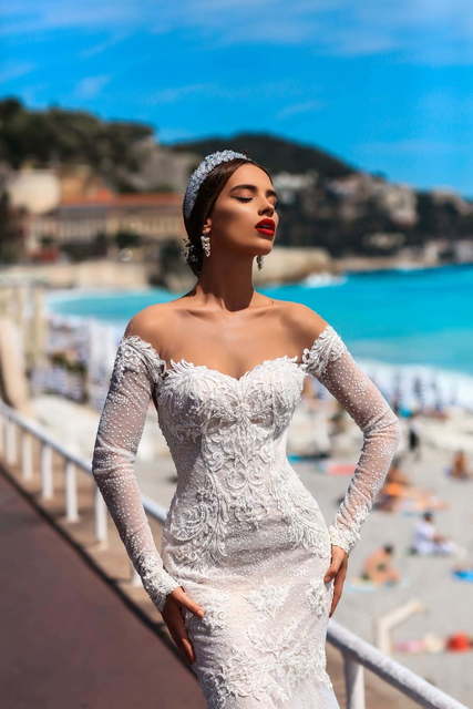 Свадебное платье Valencia. Силуэт Рыбка. Цвет Айвори / Капучино, Белый / Молочный. Вид 3