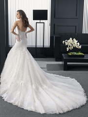 Свадебное платье Roy. Силуэт Прямое, Рыбка. Цвет Белый / Молочный. Вид 2