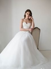 Свадебное платье 2047. Силуэт Пышное. Цвет Белый / Молочный. Вид 1