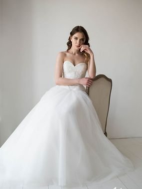 Свадебное платье 2047. Силуэт Пышное. Цвет Белый / Молочный. Вид 1