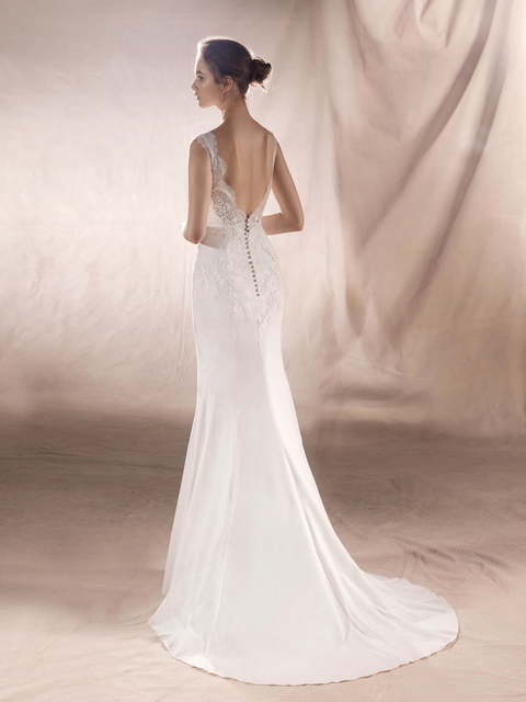 Свадебное платье Saturn. Силуэт Рыбка. Цвет Белый / Молочный. Вид 2