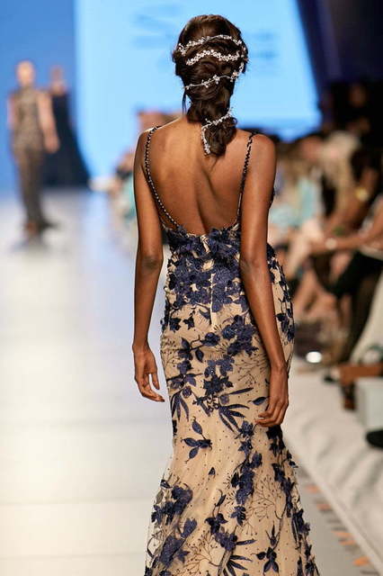 Свадебное платье BARRY. Силуэт Рыбка. Цвет Айвори / Капучино, Голубой / Синий. Вид 2