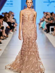 Свадебное платье Bella. Силуэт Рыбка. Цвет Айвори / Капучино. Вид 1