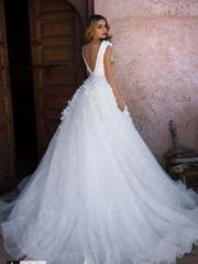 Свадебное платье Djubi. Силуэт Пышное. Цвет Белый / Молочный. Вид 2