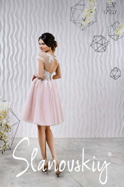 Свадебное платье 17037. Силуэт Пышное. Цвет оттенки Розового. Вид 2