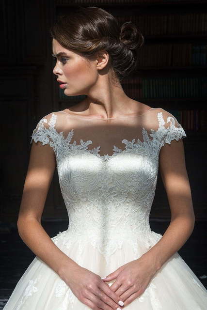 Свадебное платье 15952. Силуэт Пышное. Цвет Белый / Молочный. Вид 5