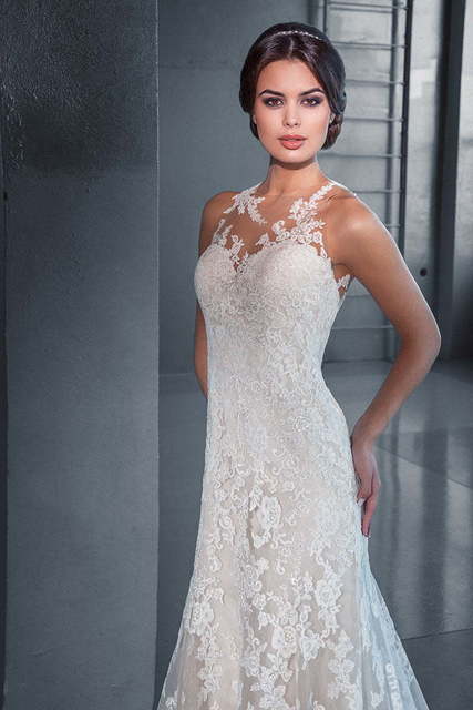 Свадебное платье Alenna. Силуэт Прямое. Цвет Айвори / Капучино, Белый / Молочный. Вид 3