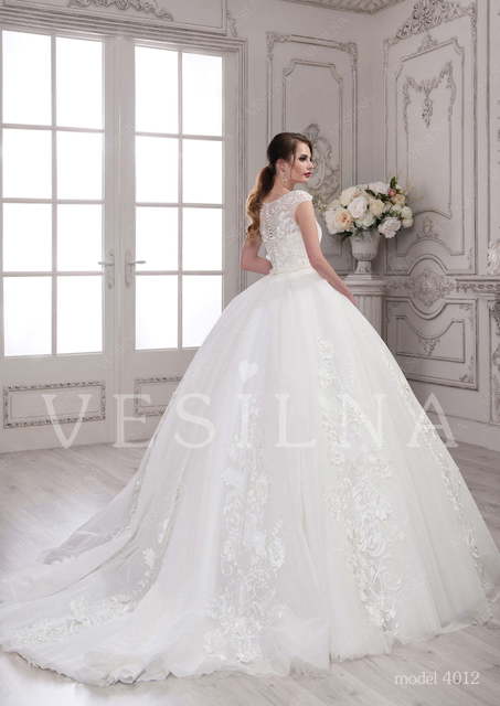 Свадебное платье 4012. Силуэт Пышное. Цвет Белый / Молочный. Вид 2