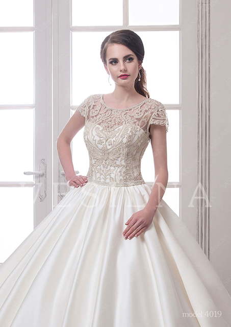 Свадебное платье 4019. Силуэт Пышное. Цвет Айвори / Капучино, Белый / Молочный. Вид 3