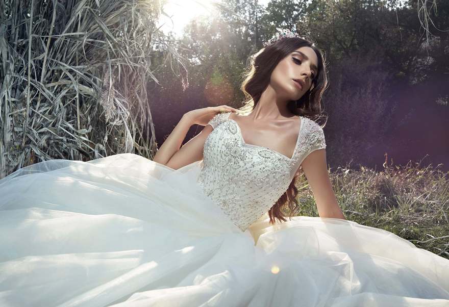 Свадебное платье Meg. Силуэт Пышное. Цвет Белый / Молочный. Вид 3