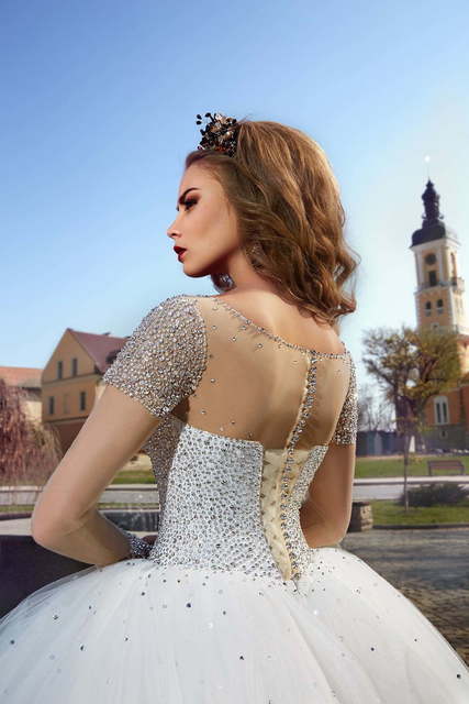 Свадебное платье Yvonne. Силуэт Пышное. Цвет Белый / Молочный. Вид 3