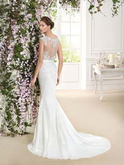 Свадебное платье 5833. Силуэт Прямое, Рыбка. Цвет Белый / Молочный. Вид 2