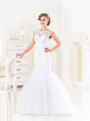 Свадебное платье Laura. Силуэт Рыбка. Цвет Белый / Молочный. Вид 1