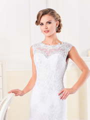 Свадебное платье Laura. Силуэт Рыбка. Цвет Белый / Молочный. Вид 2