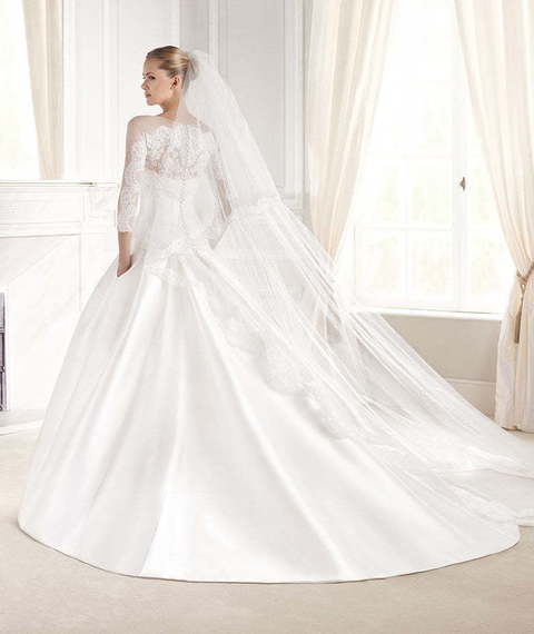 Свадебное платье Esfira. Силуэт Пышное. Цвет Белый / Молочный. Вид 2