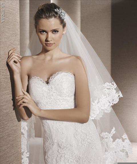 Свадебное платье Renata. Силуэт Рыбка. Цвет Белый / Молочный. Вид 3