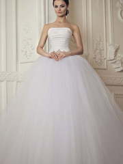 Свадебное платье Rosa Lux. Силуэт Пышное. Цвет Белый / Молочный. Вид 1