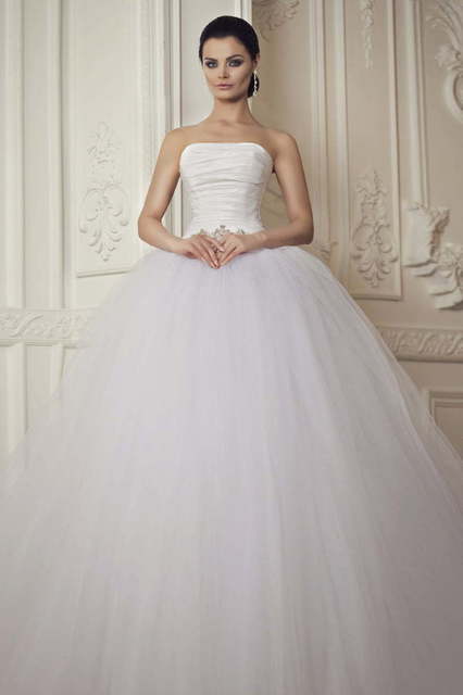 Свадебное платье Rosa Lux. Силуэт Пышное. Цвет Белый / Молочный. Вид 1