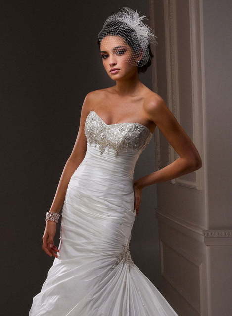 Свадебное платье Adelin. Силуэт Рыбка. Цвет Белый / Молочный. Вид 3