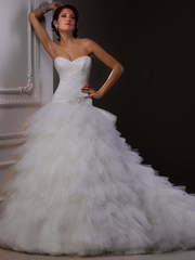 Свадебное платье Ivanka Mari. Силуэт Пышное. Цвет Белый / Молочный. Вид 1