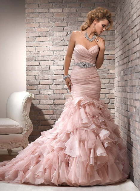 Свадебное платье M005. Силуэт Рыбка. Цвет оттенки Розового. Вид 1
