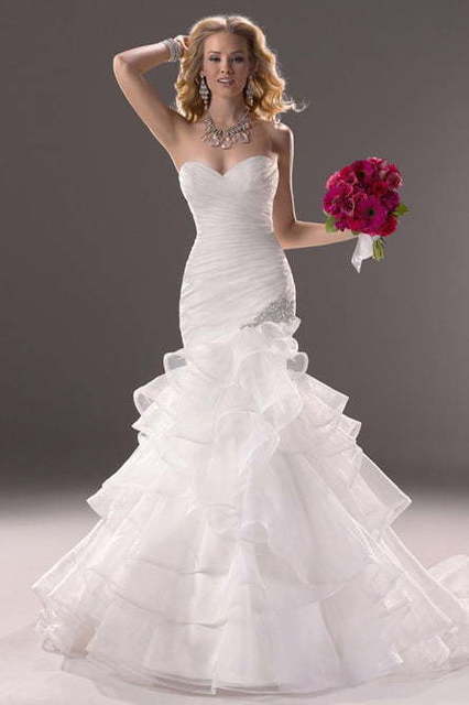 Свадебное платье M030. Силуэт Рыбка. Цвет Белый / Молочный. Вид 1