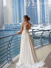 Свадебное платье Ebbi. Силуэт Прямое. Цвет Белый / Молочный. Вид 2