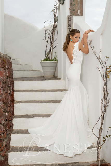 Свадебное платье Magdalena. Силуэт Рыбка. Цвет Белый / Молочный. Вид 2