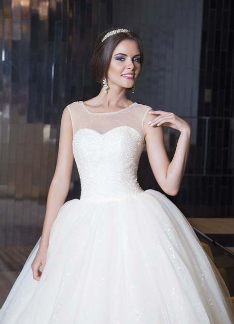 Свадебное платье Kristina. Силуэт Пышное. Цвет Белый / Молочный. Вид 2