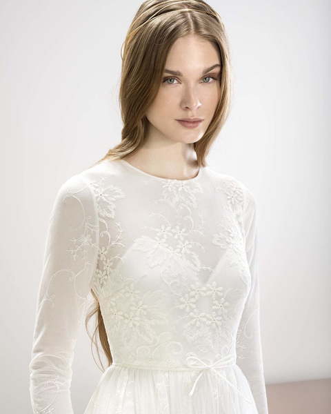 Свадебное платье 7062. Силуэт Прямое. Цвет Белый / Молочный. Вид 3