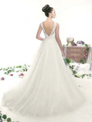 Свадебное платье Garam. Силуэт Пышное. Цвет Белый / Молочный. Вид 2