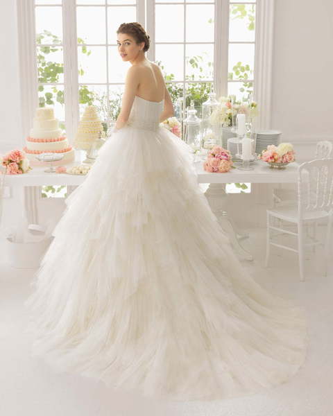 Свадебное платье Anouk. Силуэт Пышное. Цвет Айвори / Капучино, Белый / Молочный. Вид 2