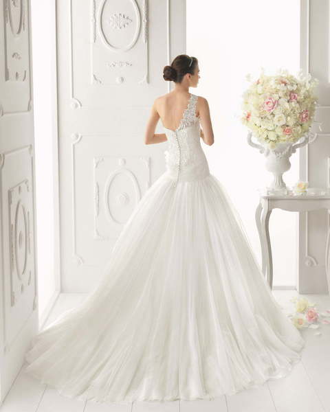 Свадебное платье Oasis. Силуэт Пышное. Цвет Айвори / Капучино, Белый / Молочный. Вид 2