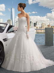 Свадебное платье Rasgo. Силуэт Пышное. Цвет Белый / Молочный. Вид 1