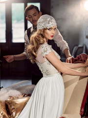 Свадебное платье Дафера. Силуэт Прямое. Цвет Белый / Молочный, Айвори / Капучино. Вид 2