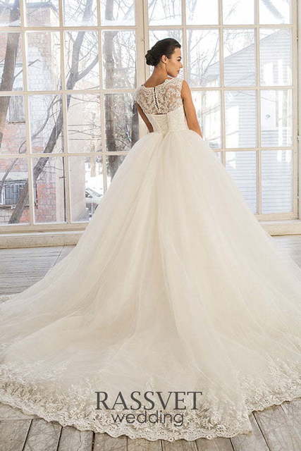 Свадебное платье Доменик. Силуэт Пышное. Цвет Белый / Молочный. Вид 2