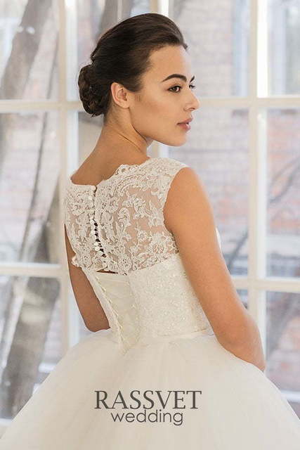 Свадебное платье Доменик. Силуэт Пышное. Цвет Белый / Молочный. Вид 4